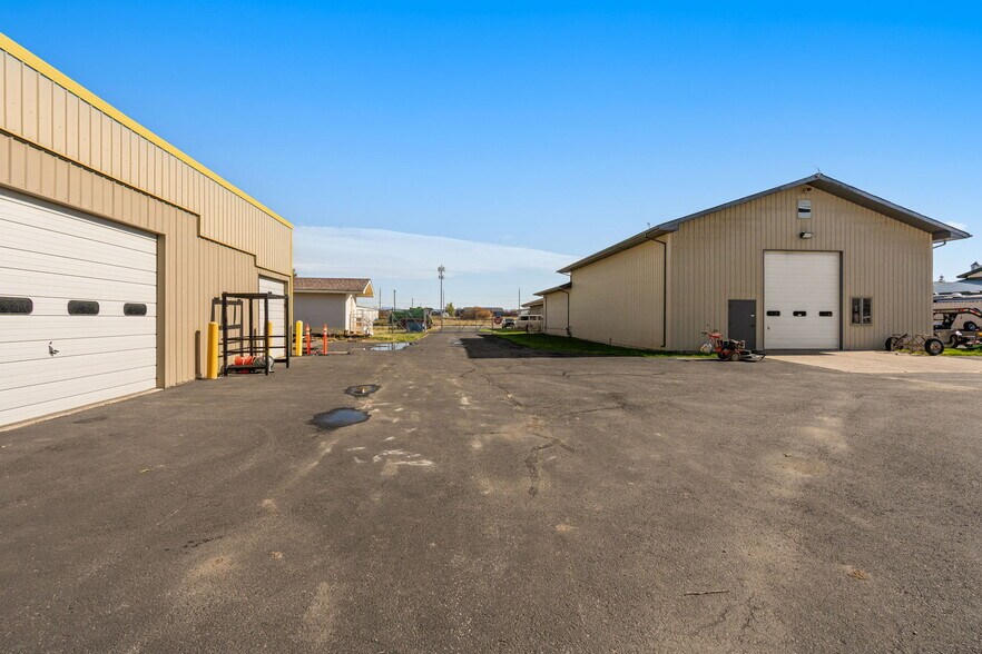 81 Timberline Dr, Bozeman, MT à louer - Photo du bâtiment - Image 3 de 22