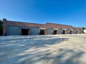 124 Kimball Dr, Madison, MS for lease Building Photo- Image 2 of 2