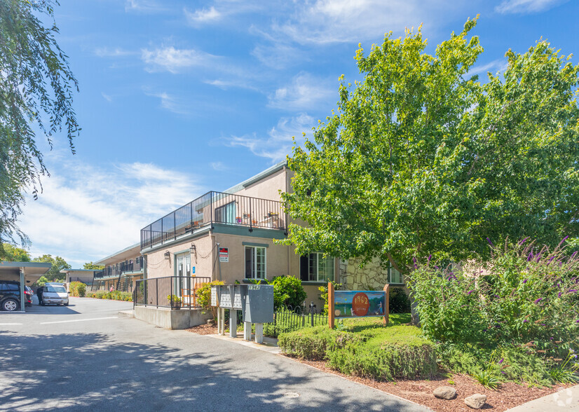 1962 Bellomy St, Santa Clara, CA for sale - Primary Photo - Image 1 of 3