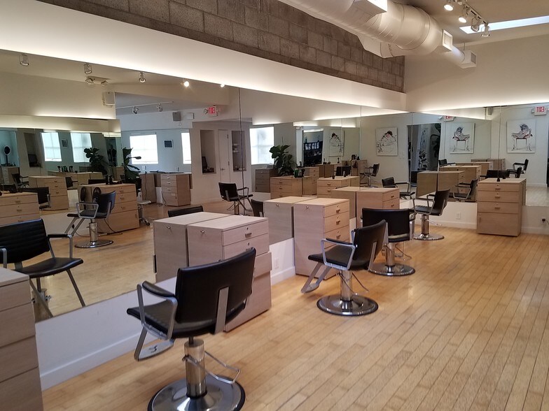 1919 Mount Diablo Blvd, Walnut Creek, CA à louer - Autre - Image 3 de 40