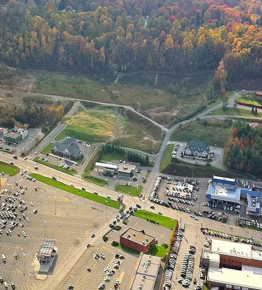 3849 Robert C Byrd Dr, Beckley, WV for sale - Primary Photo - Image 1 of 2