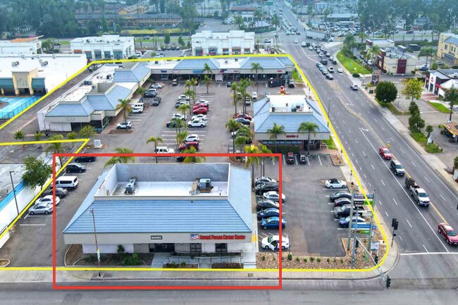 Plus de détails pour 309-357 W Mission Ave, Escondido, CA - Commerce de détail à louer
