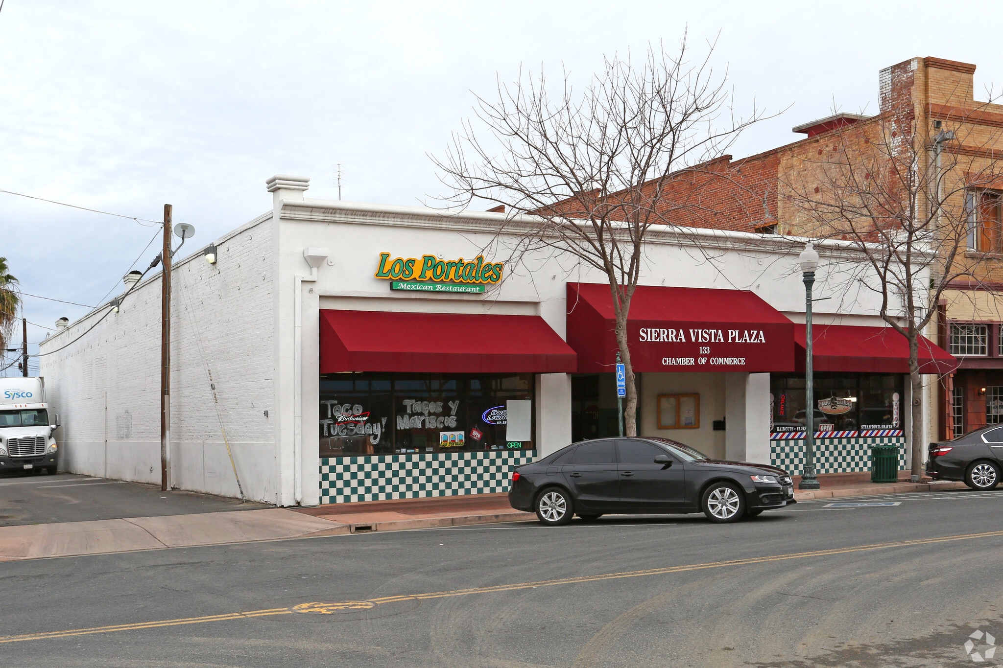 133 W Honolulu St, Lindsay, CA for lease Primary Photo- Image 1 of 5