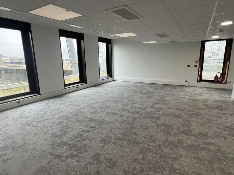 Bureau dans Nantes à louer - Photo du bâtiment - Image 3 de 12