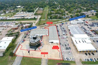 8245 North Fwy, Houston, TX for lease Building Photo- Image 1 of 11