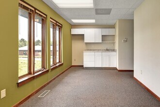 1300 Plaza Ct N, Lafayette, CO for lease Interior Photo- Image 1 of 8