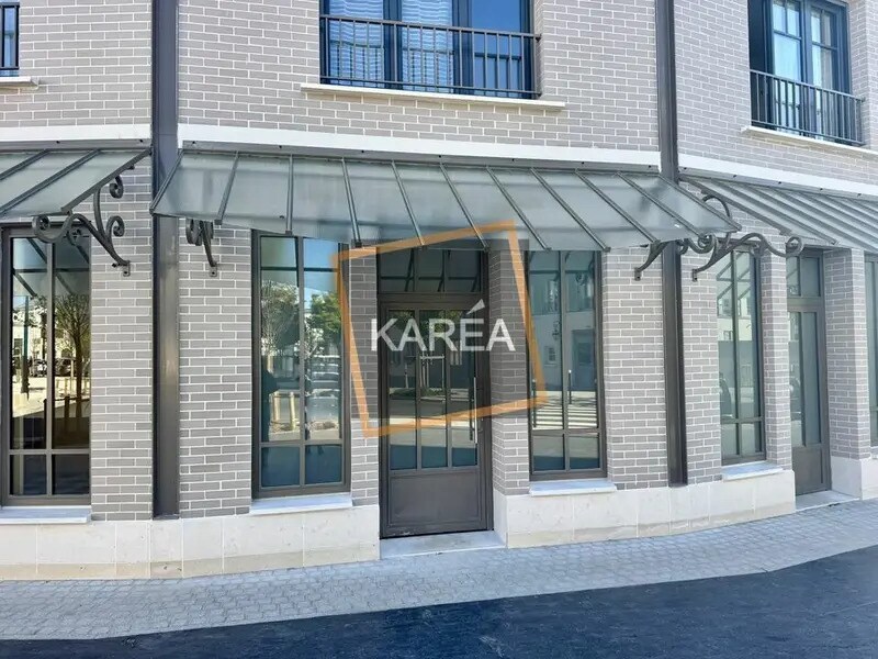 Office in Serris for lease Building Photo- Image 1 of 6