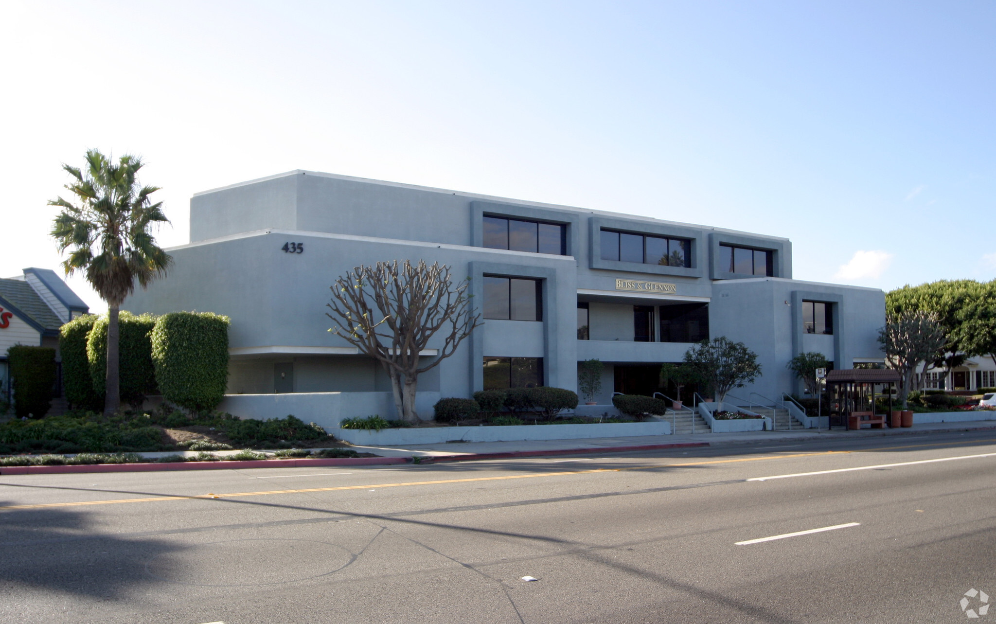 435 N Pacific Coast Hwy, Redondo Beach, CA for lease Building Photo- Image 1 of 3