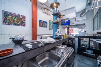 Retail in Madrid, Madrid for lease Interior Photo- Image 1 of 16