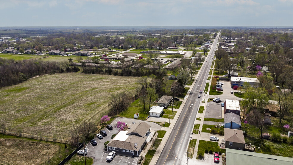 504 N Webster St, Spring Hill, KS for sale - Primary Photo - Image 1 of 1