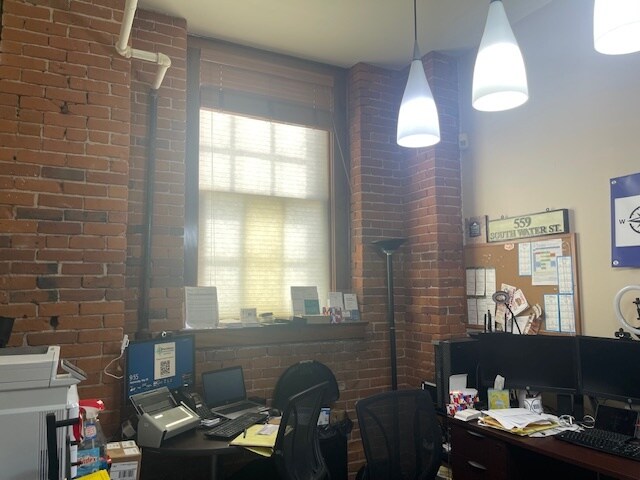 520 S Water St, Providence, RI à vendre - Photo du bâtiment - Image 2 de 11