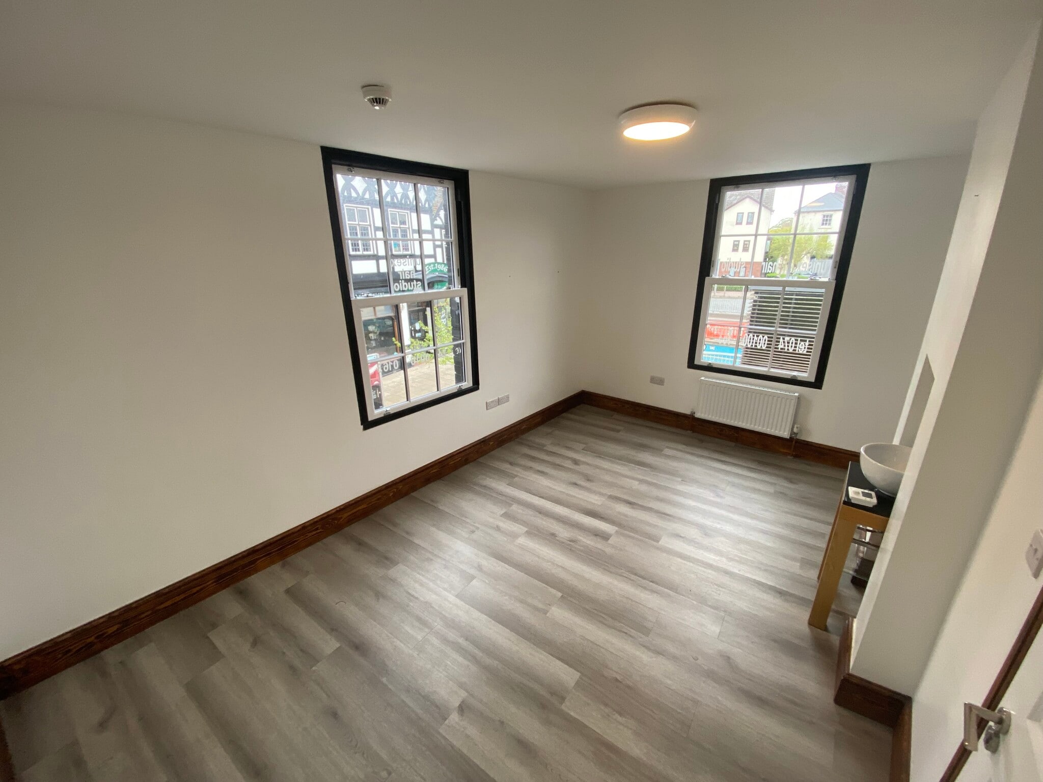 52 Eign Gate, Hereford for lease Interior Photo- Image 1 of 2