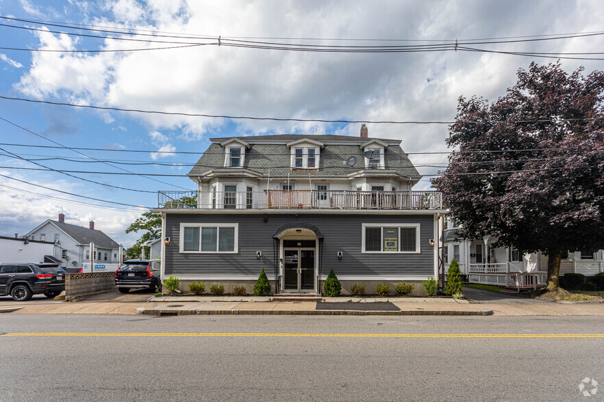 20 High St, Waltham, MA à vendre - Photo principale - Image 1 de 1