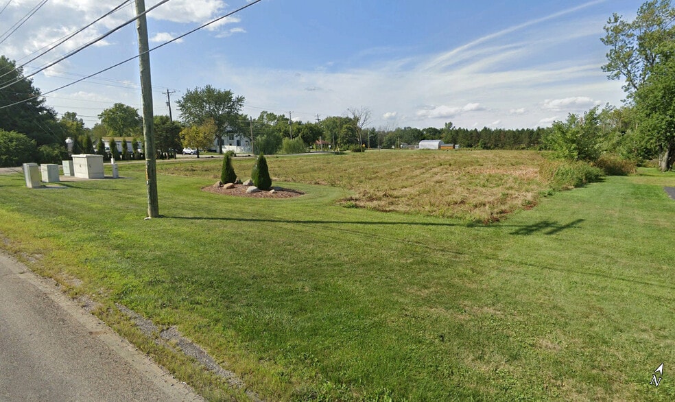 2328 Hoover Rd, Grove City, OH à vendre - Photo du bâtiment - Image 3 de 4