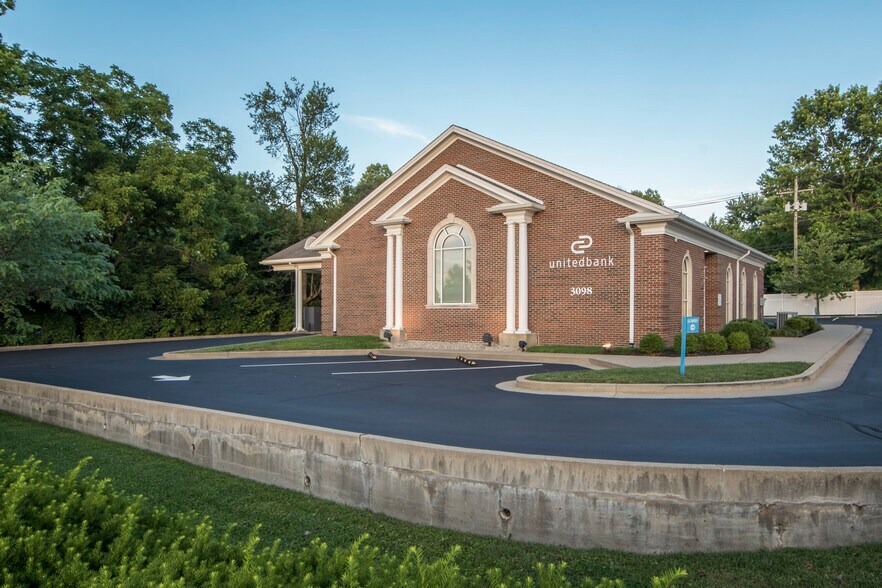 3098 Harrodsburg Rd, Lexington, KY for lease - Building Photo - Image 1 of 13