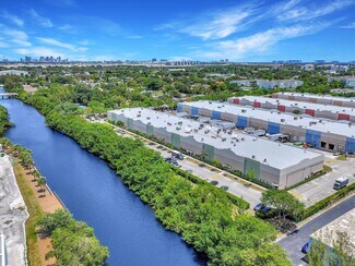 Plus de détails pour 73 SW 12th Ave, Dania Beach, FL - Industriel à vendre