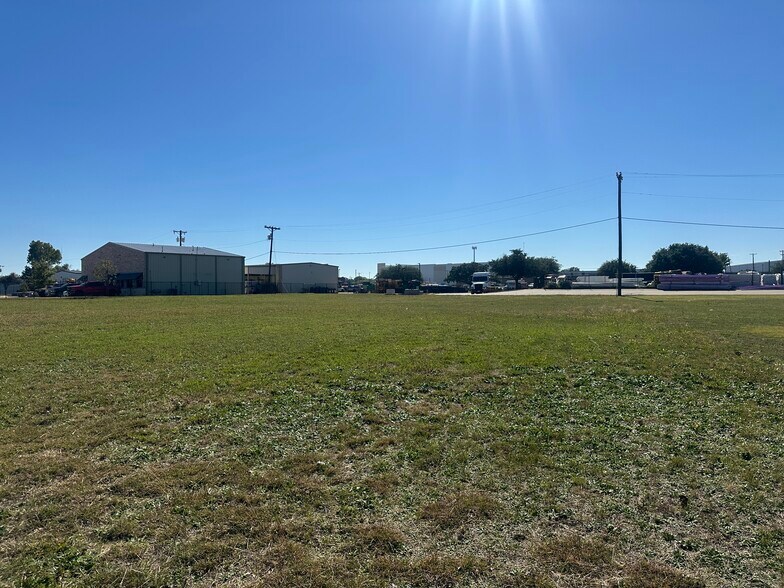 412 McKinney Pky, McKinney, TX à vendre - Autre - Image 2 de 10