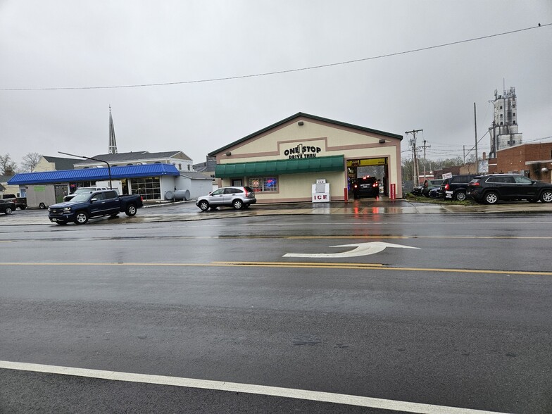 211 S Market St, Troy, OH for lease - Building Photo - Image 1 of 12