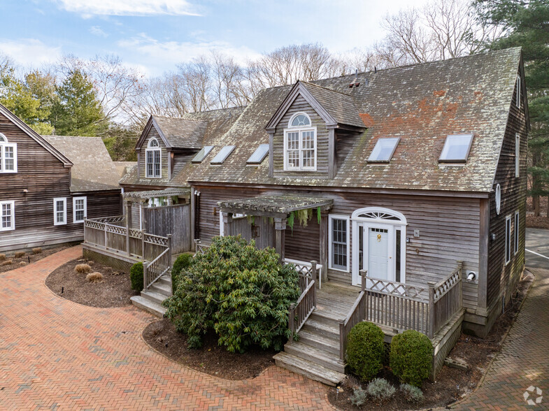 295 Three Mile Harbor Rd, East Hampton, NY à vendre - Photo principale - Image 1 de 1