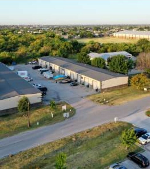 5750 Park Vista Cir, Keller, TX à louer - Photo du bâtiment - Image 2 de 10