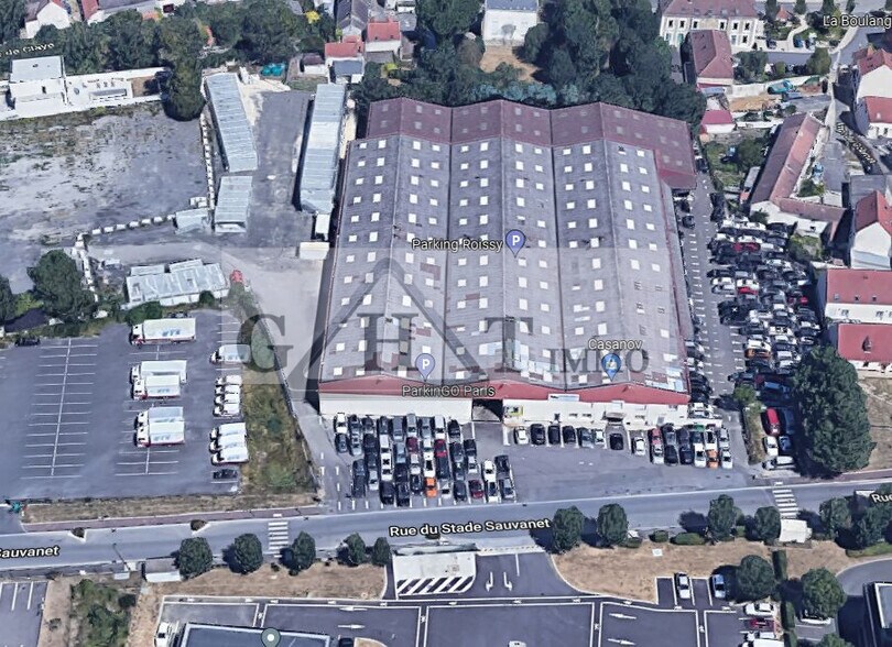 Industrial in Le Mesnil-Amelot for lease - Aerial - Image 1 of 8
