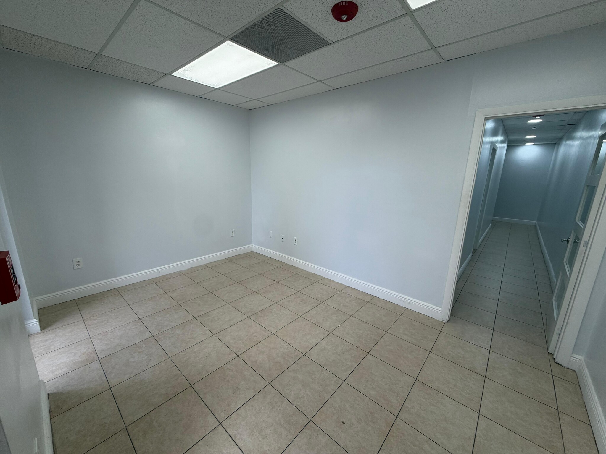 3901 NW 79th Ave, Doral, FL for lease Interior Photo- Image 1 of 10