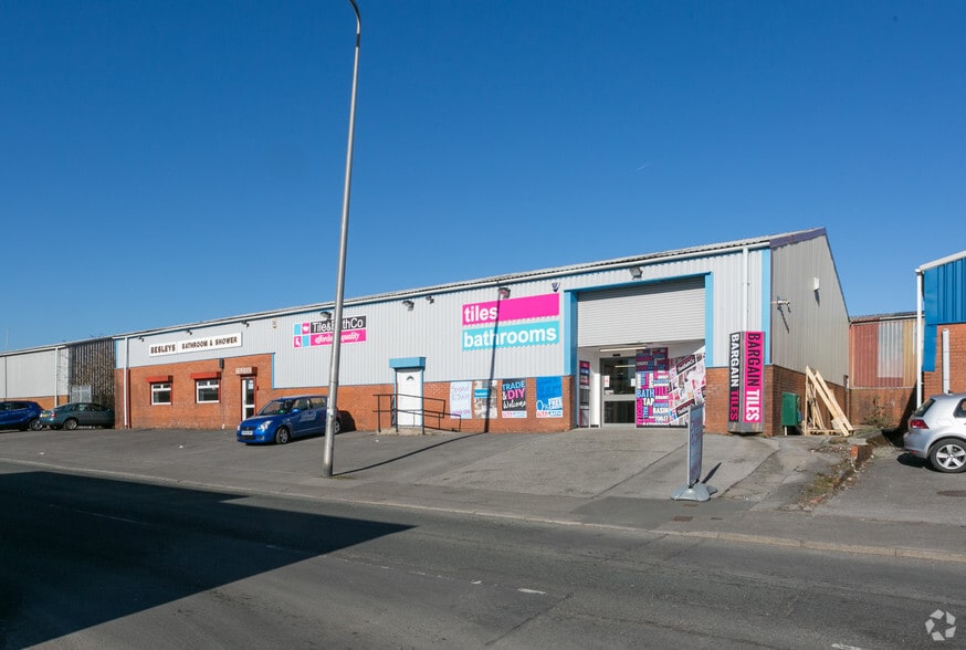 Pant Industrial Est, Merthyr Tydfil for lease - Primary Photo - Image 1 of 2