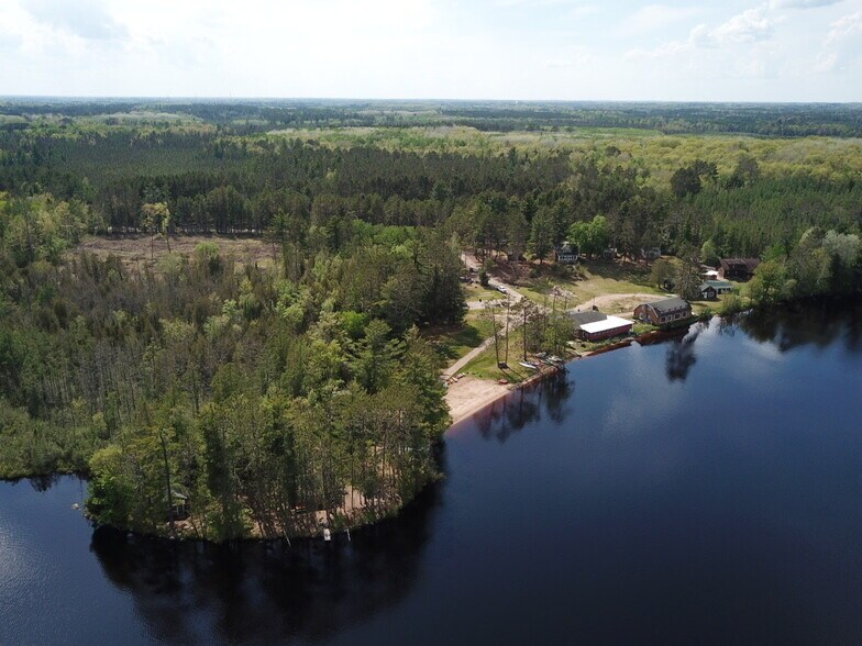 3980 Lakeshore Dr, Rhinelander, WI à vendre - Photo du bâtiment - Image 2 de 62