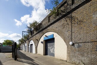 Plus de détails pour Lancaster Rd, Londres - Local d'activités à louer