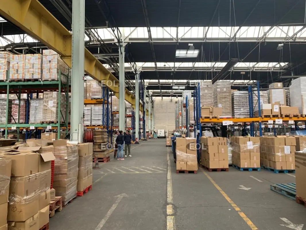 Industrial in Argenteuil for sale Building Photo- Image 1 of 9