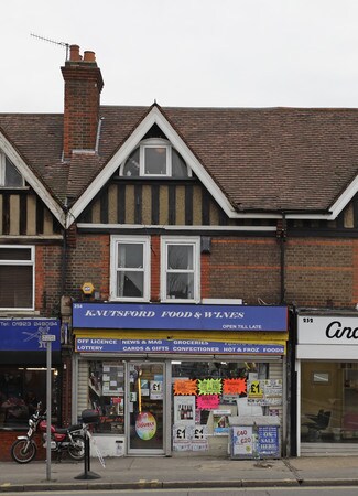 Plus de détails pour 252-256 St. Albans Rd, Watford - Commerce de détail à vendre