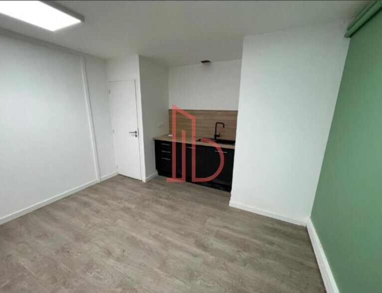 Rue Théodore Ducos, Bordeaux for lease - Interior Photo - Image 3 of 3