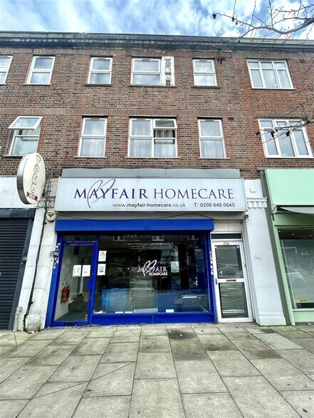 23 Abbotsbury Rd, Morden à louer - Photo du bâtiment - Image 1 de 2