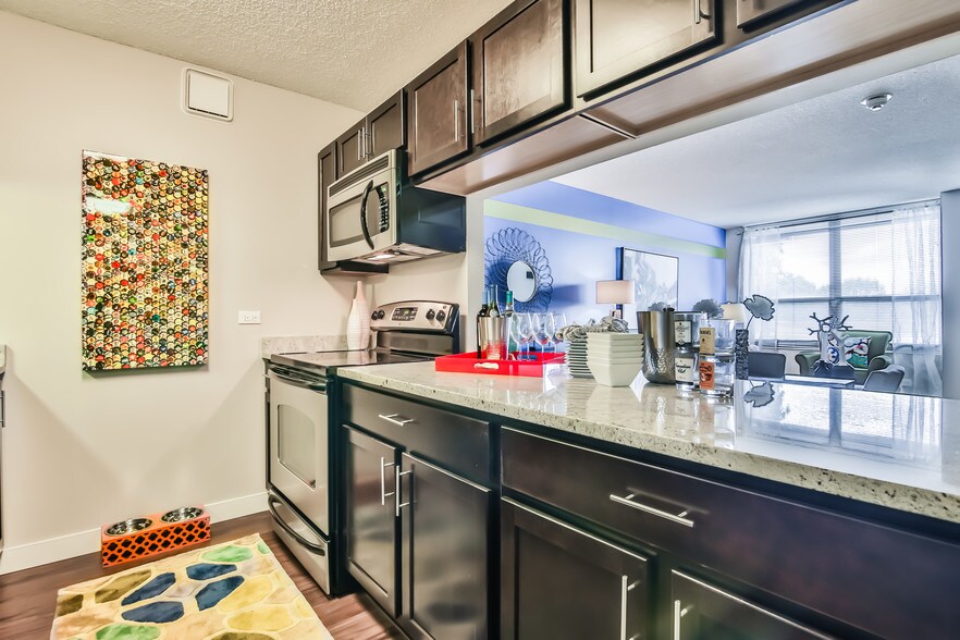 170-200 N Arlington Heights Rd, Arlington Heights, IL à louer - Photo intérieure - Image 2 de 2