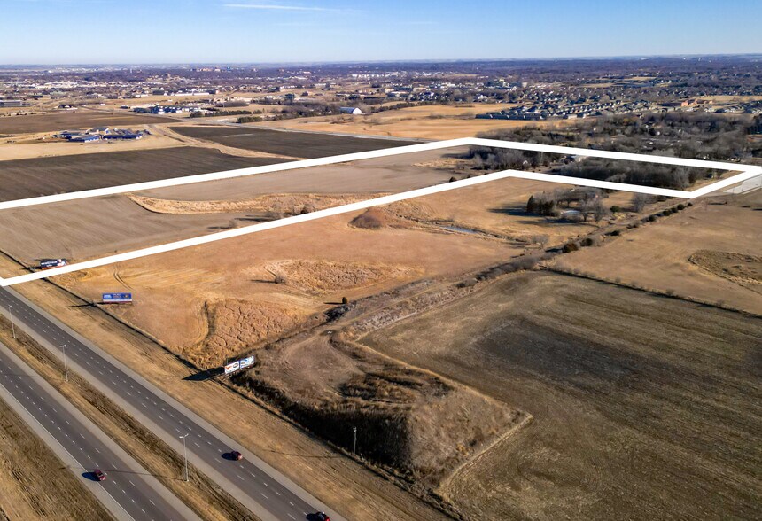 I-29, Sioux Falls, SD à vendre - Photo du bâtiment - Image 3 de 4