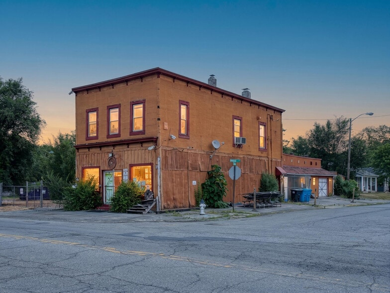 630 Bridge St SW, Roanoke, VA for sale - Building Photo - Image 1 of 24