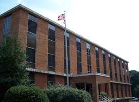 2211 Hydraulic Rd, Charlottesville, VA for lease - Building Photo - Image 3 of 4