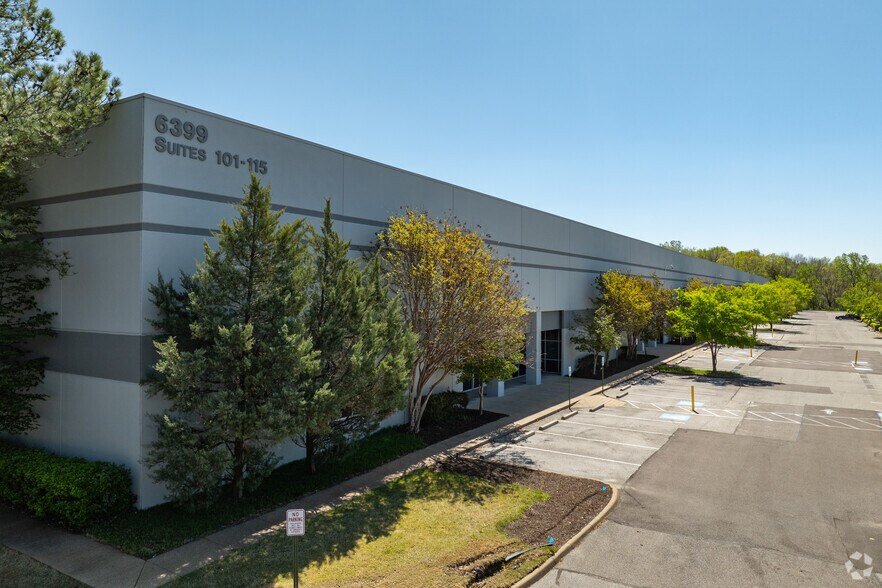 6399 Shelby View Dr, Memphis, TN à louer - Photo principale - Image 1 de 15