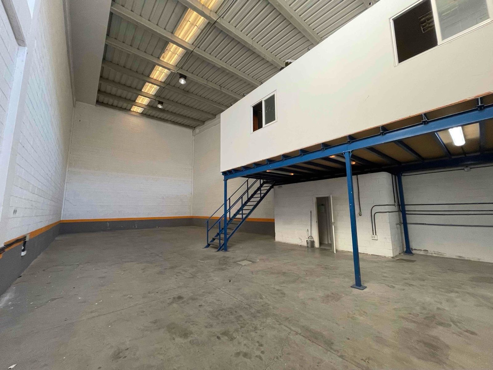 Industrial in Getafe, Madrid for lease Building Photo- Image 1 of 2