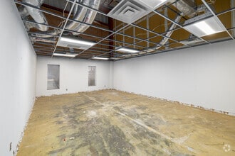 100 Readington Rd, Branchburg, NJ à louer Photo intérieure- Image 2 de 14