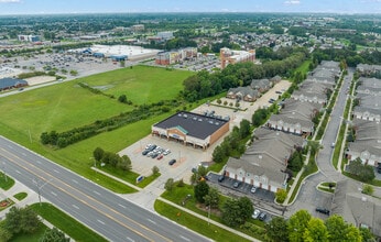 44464-44480 Hayes Rd, Clinton Township, MI for lease Building Photo- Image 2 of 4
