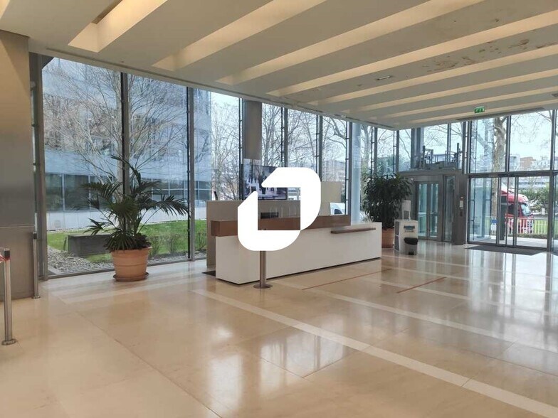 25-29 Quai Aulagnier, Asnières-sur-Seine à louer - Hall d’entrée - Image 3 de 8