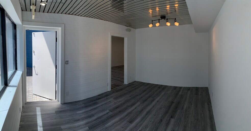 14200-14238 SW 136th St, Miami, FL à louer - Photo du bâtiment - Image 2 de 23