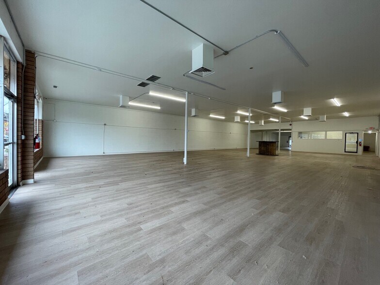 359-363 Merchant St, Vacaville, CA à louer - Photo du bâtiment - Image 2 de 10