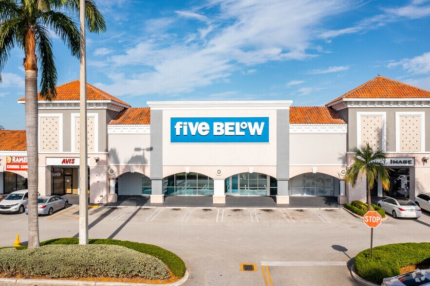 8330-8505 Mills Dr, Miami, FL for lease - Building Photo - Image 3 of 24
