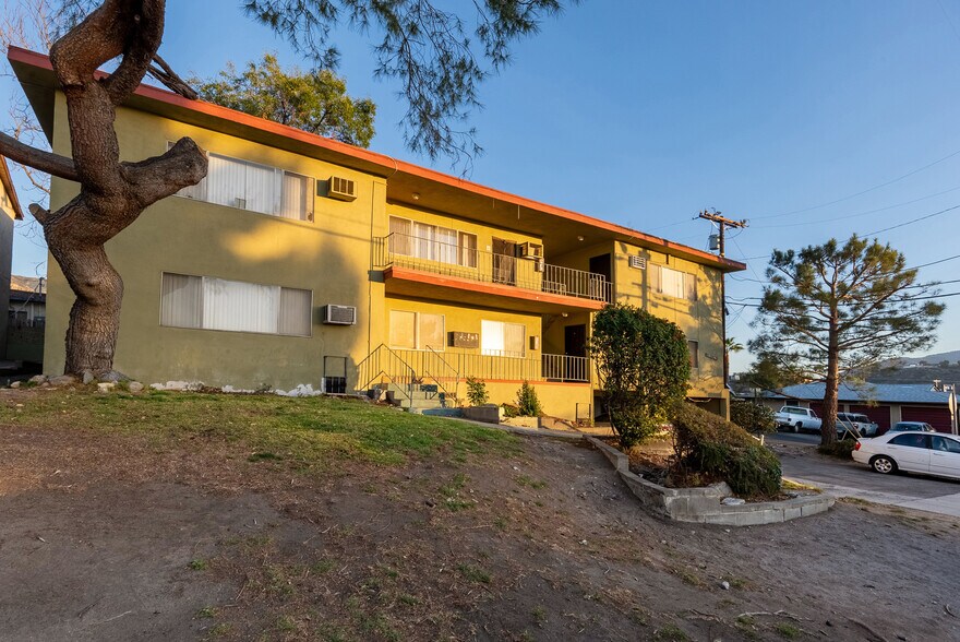 10136 Silverton Ave, Tujunga, CA à vendre - Photo du bâtiment - Image 3 de 13