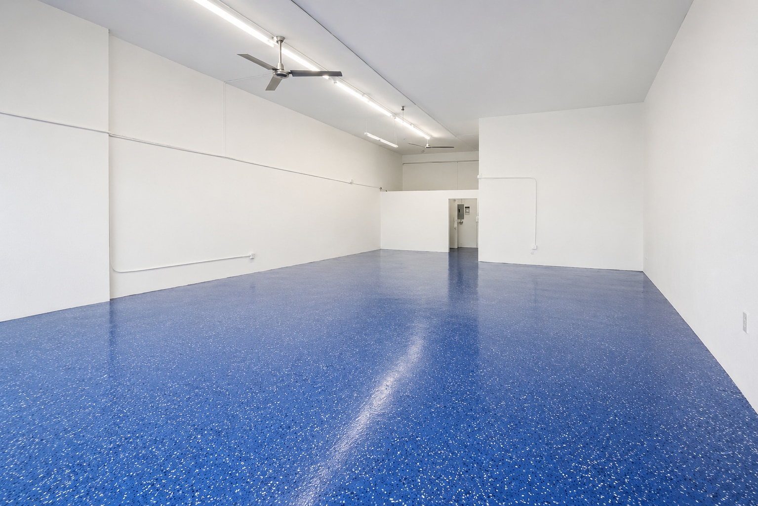 2180 NW 18th Ave, Pompano Beach, FL for lease Interior Photo- Image 1 of 3