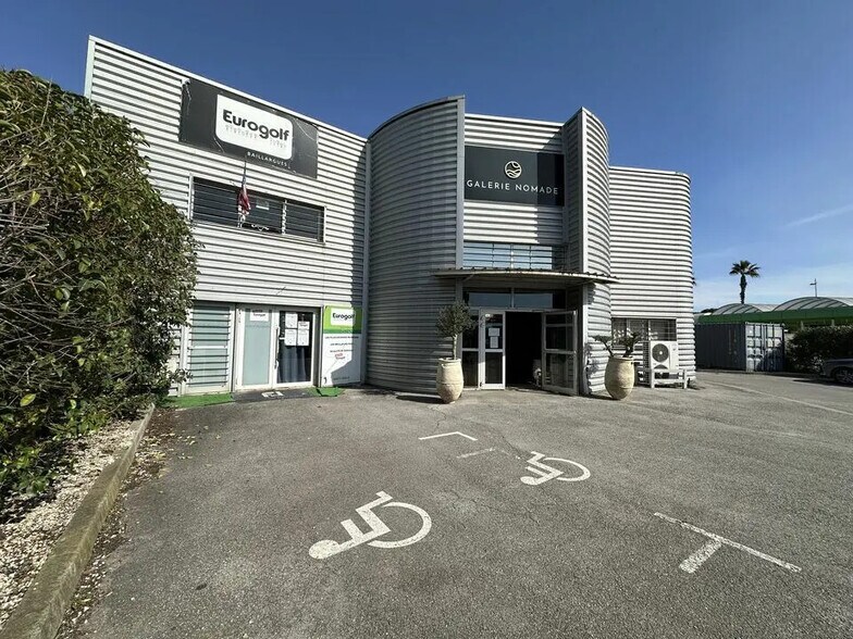 Commerce de détail dans Baillargues à louer - Photo du bâtiment - Image 2 de 12
