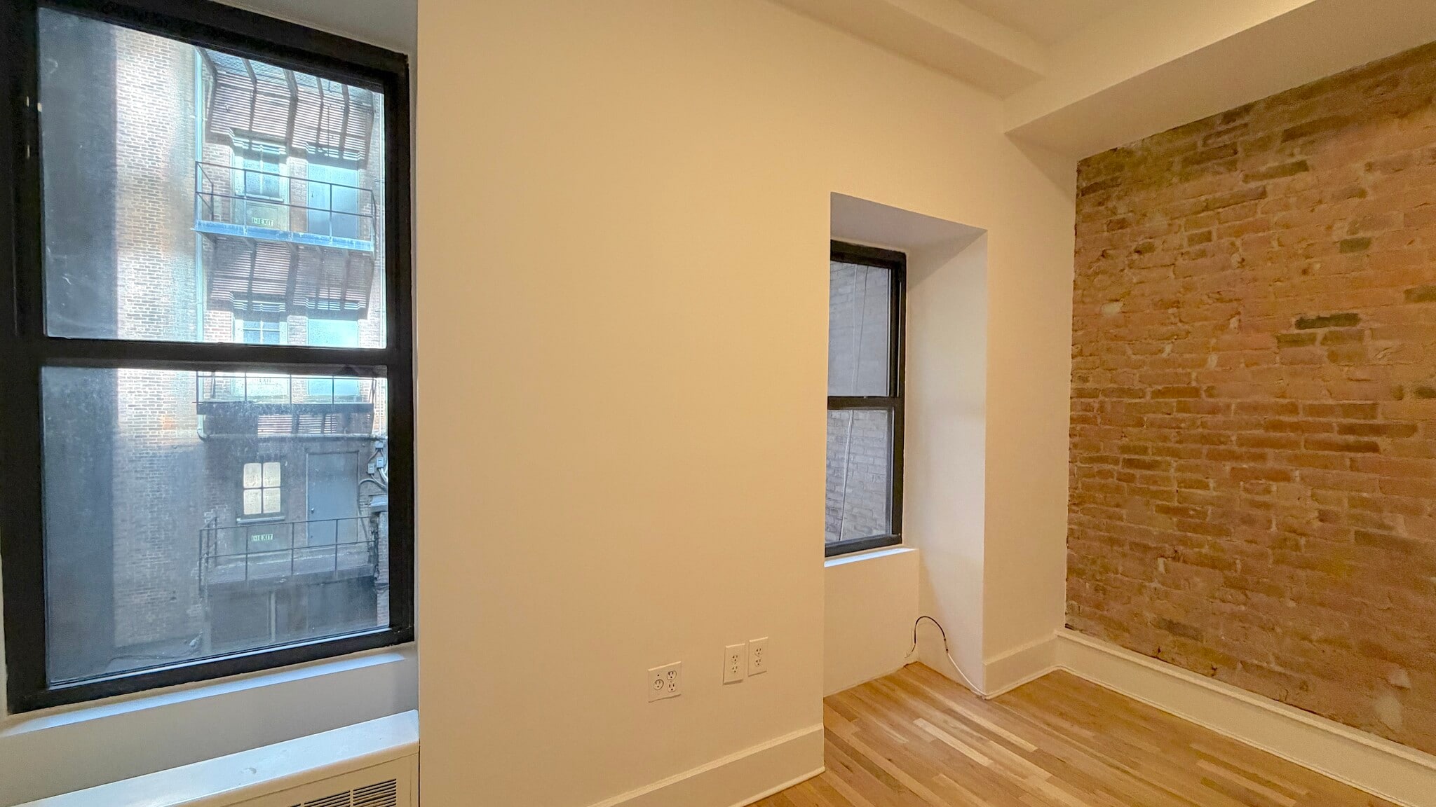 16 E 41st St, New York, NY à louer Photo intérieure- Image 1 de 5