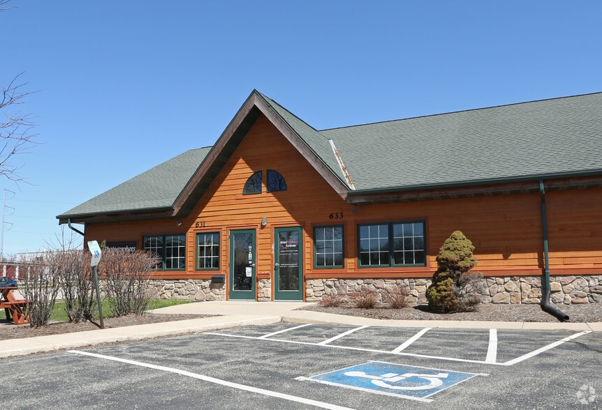 631-637 Struck St, Madison, WI for sale - Building Photo - Image 2 of 3